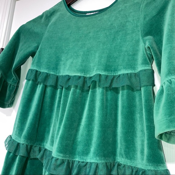 Hanna Andersson Green Velvet Frill Holiday Soft Dress Size 120 or 6 - Picture 9 of 10